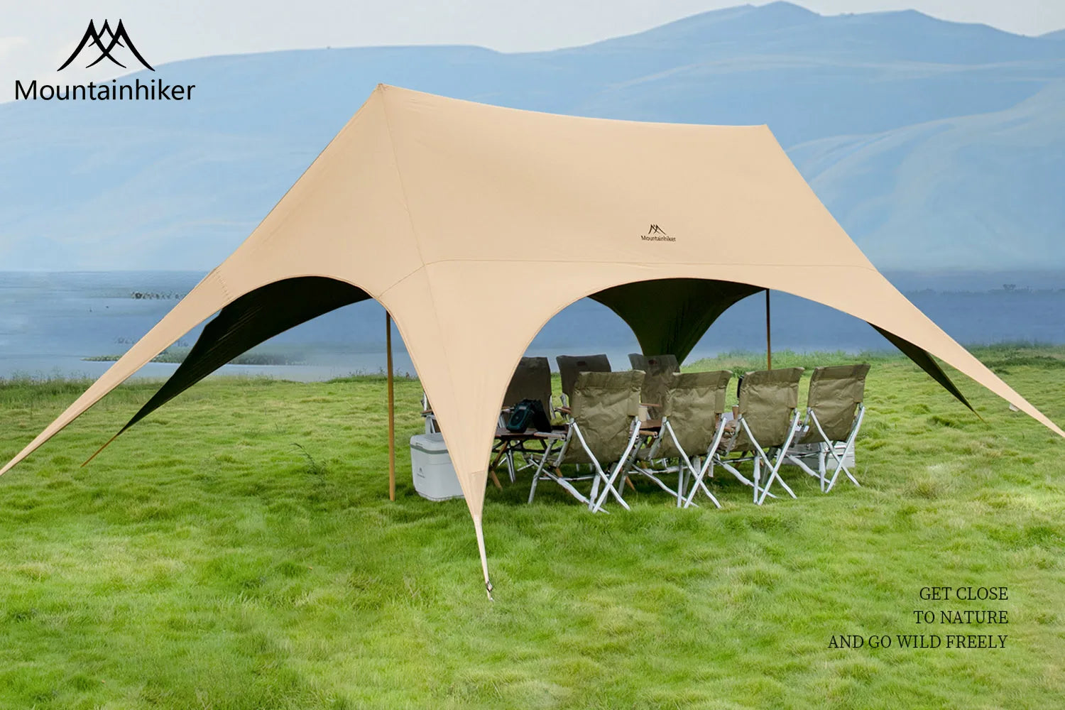 Outdoor sunshade umbrella. Suitable for outdoor recreational activities, camping, and patios.