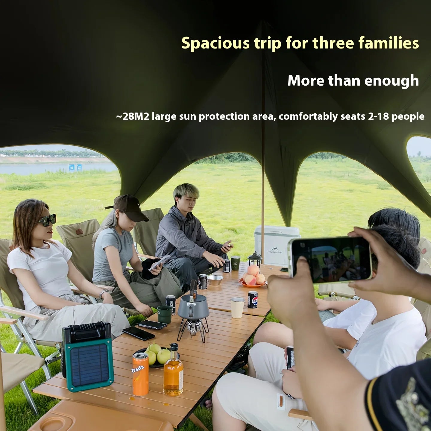 Outdoor sunshade umbrella. Suitable for outdoor recreational activities, camping, and patios.