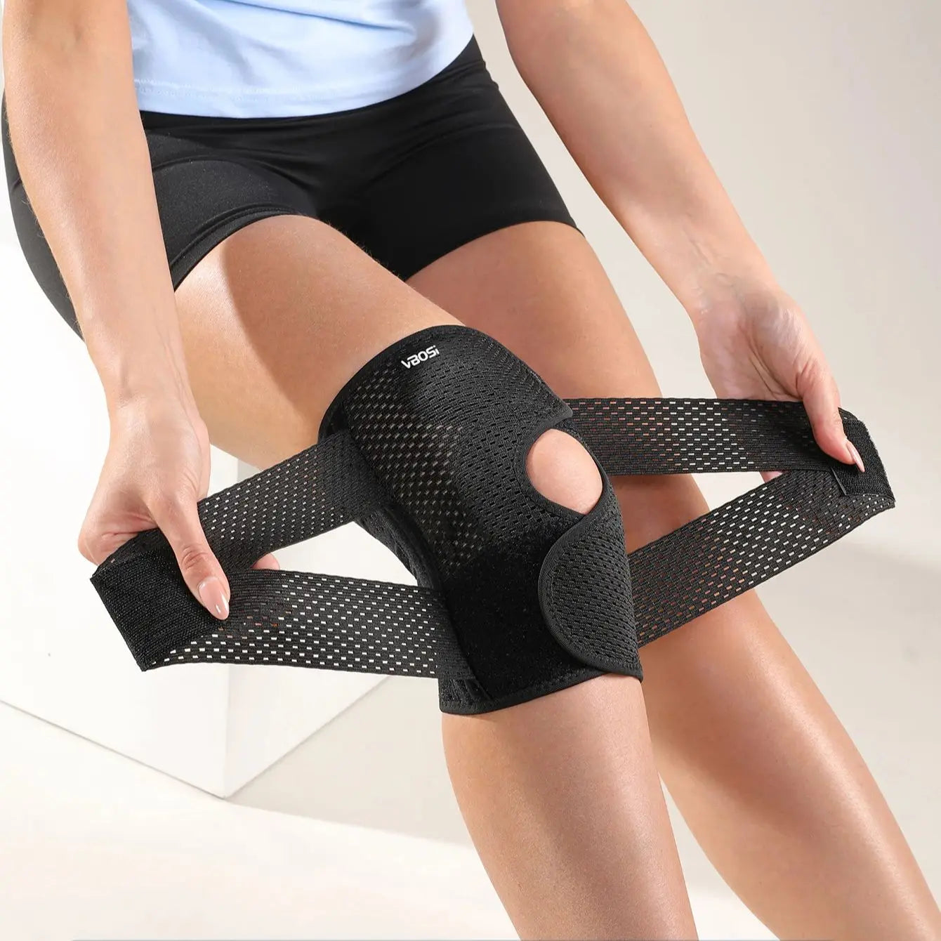 Small Size Breathable Elastic Lightweight Knee Support with Spring Stays for Basketball Running Women Men